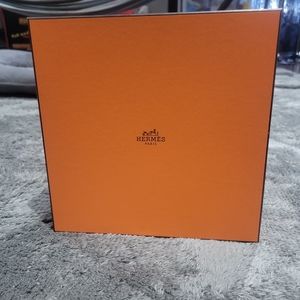 Hermes medium box